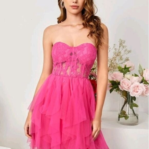 HOT PINK CONTRAST LACE MINI DRESS - Picture 1 of 7